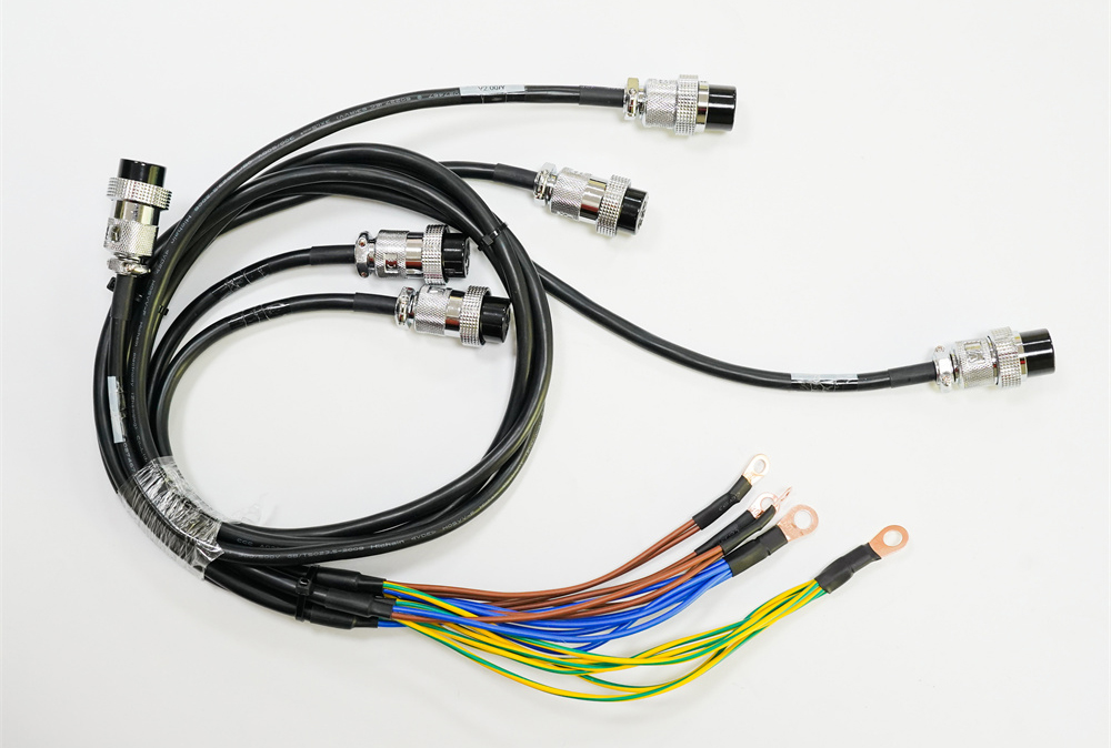 航空头电源连接线